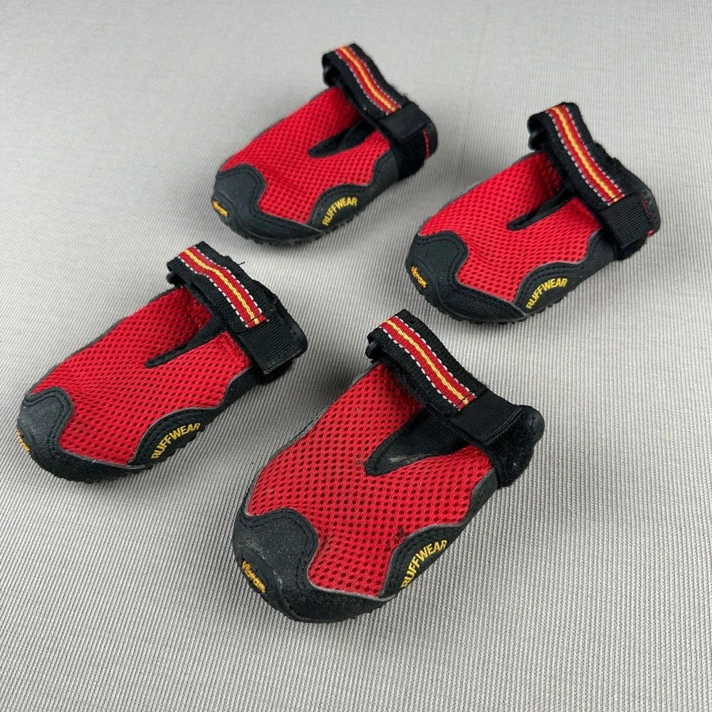 Ruffwear Grip Trex Dog Boots Red Black Vibram Sole Size Medium Set of 4